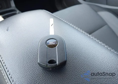 2018 Ford Escape Se from USA, damaged, VIN 1FMCU9GD7JUB46559